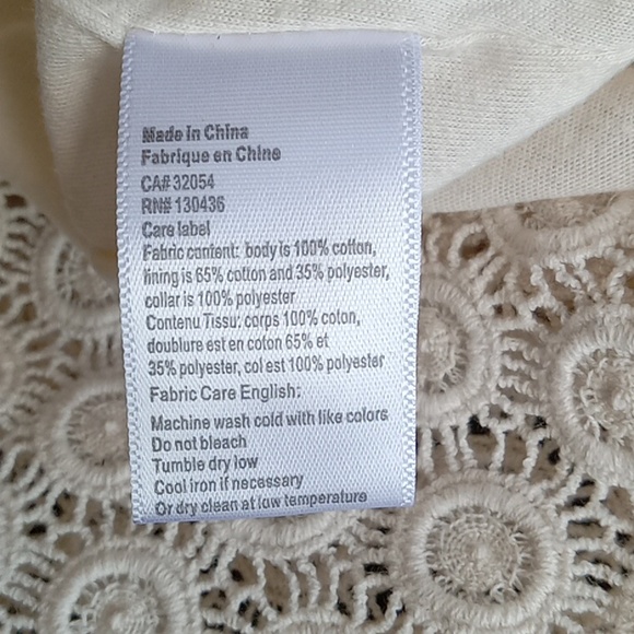 Sleeveless blouse - Picture 9 of 9